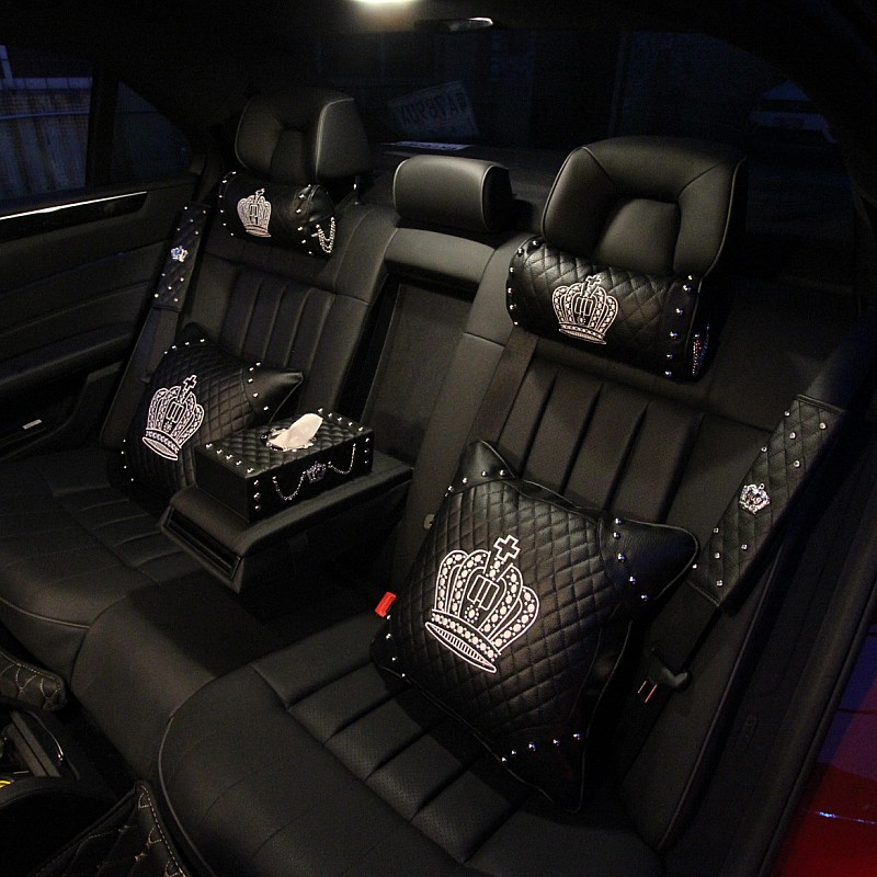 Aksesori Interior Mobil Mahkot - Neck Traction Pillow ulasan dan harga